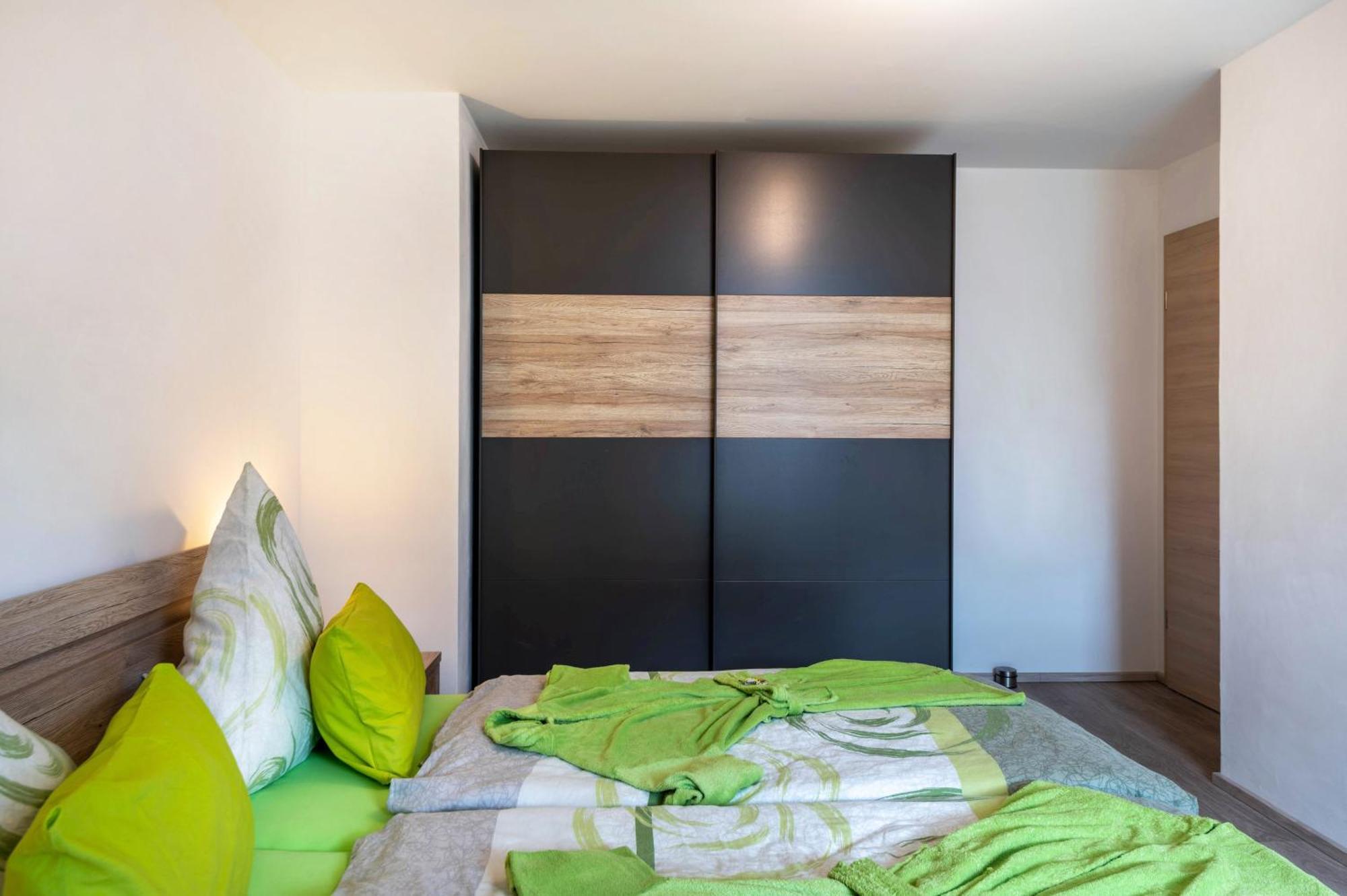 Haus Panoramasicht Apartman Höchenschwand Kültér fotó